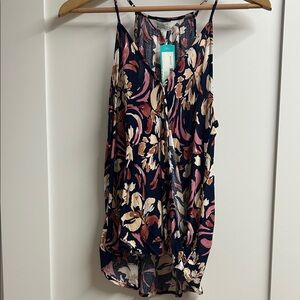 Market & Spruce Floral Camisole - Navy and Pink